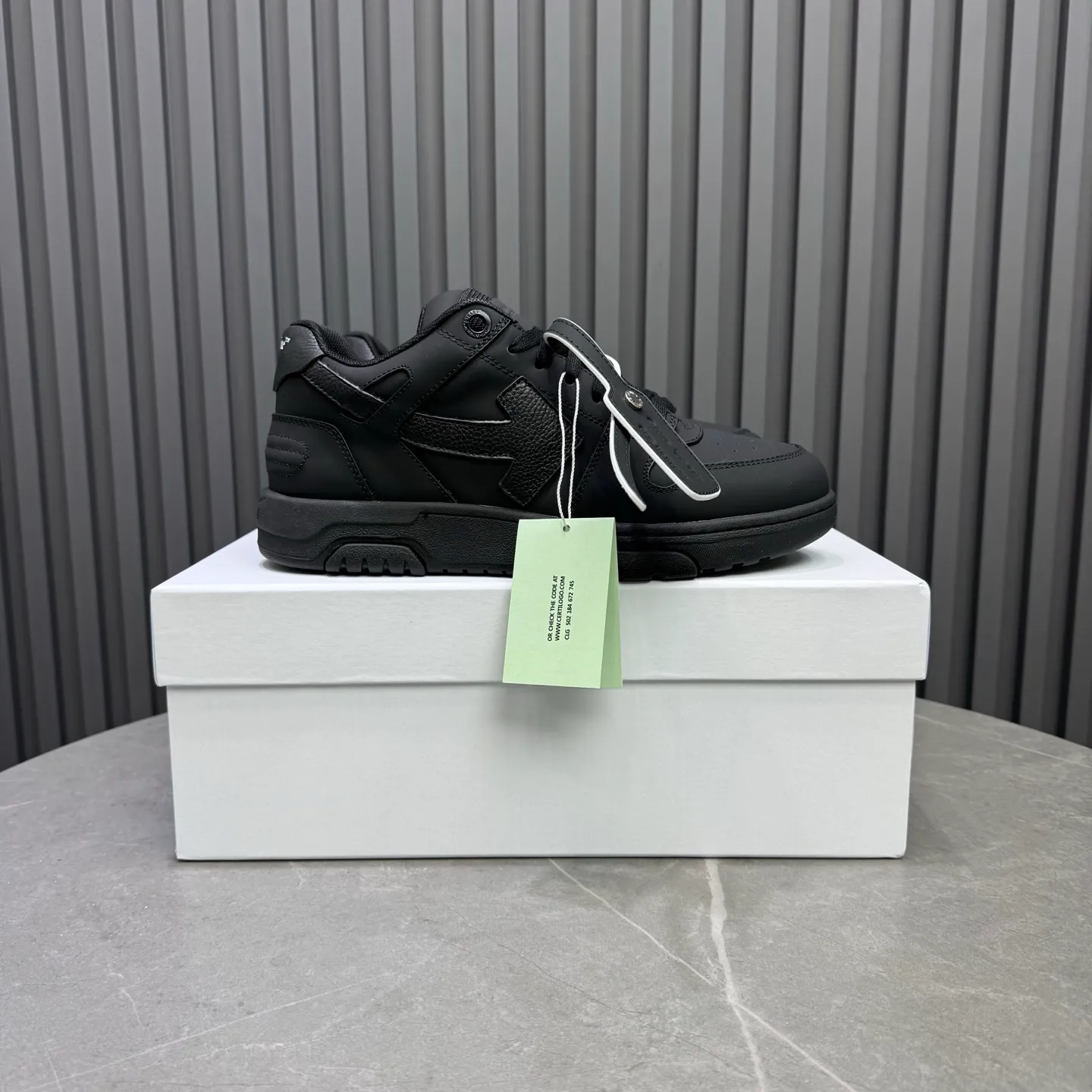 P620 OFF WHITE⚡️Couple model⚡️35-40 women’s model 39-46 men’s model